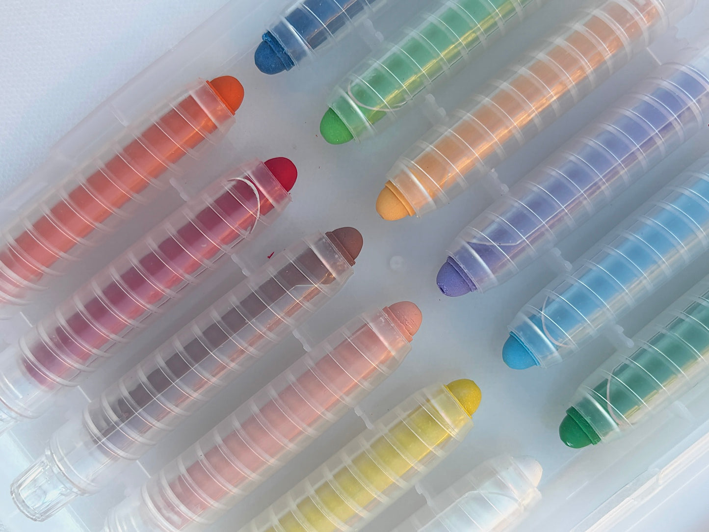 12pcs Dustless Chalk Crayons