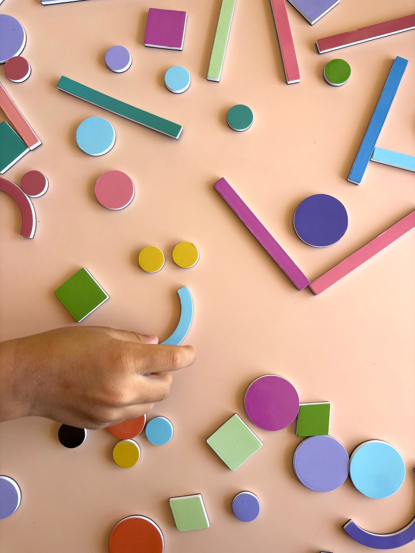 Magnetic Shapes