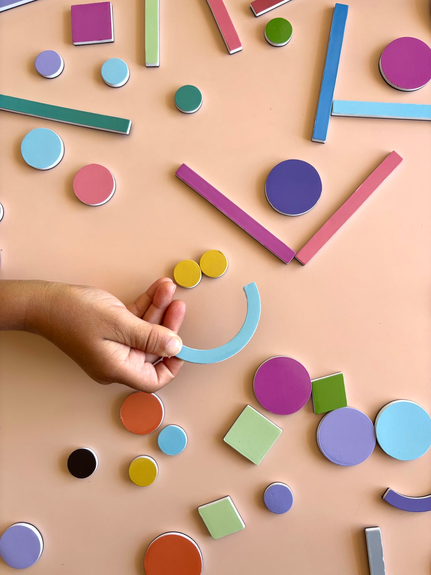 Magnetic Shapes