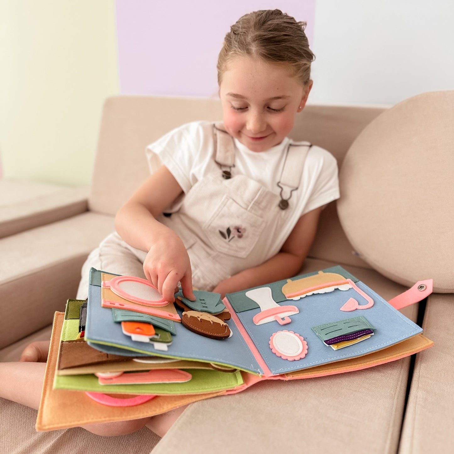 Lola Busy Book (Pre-order end December)