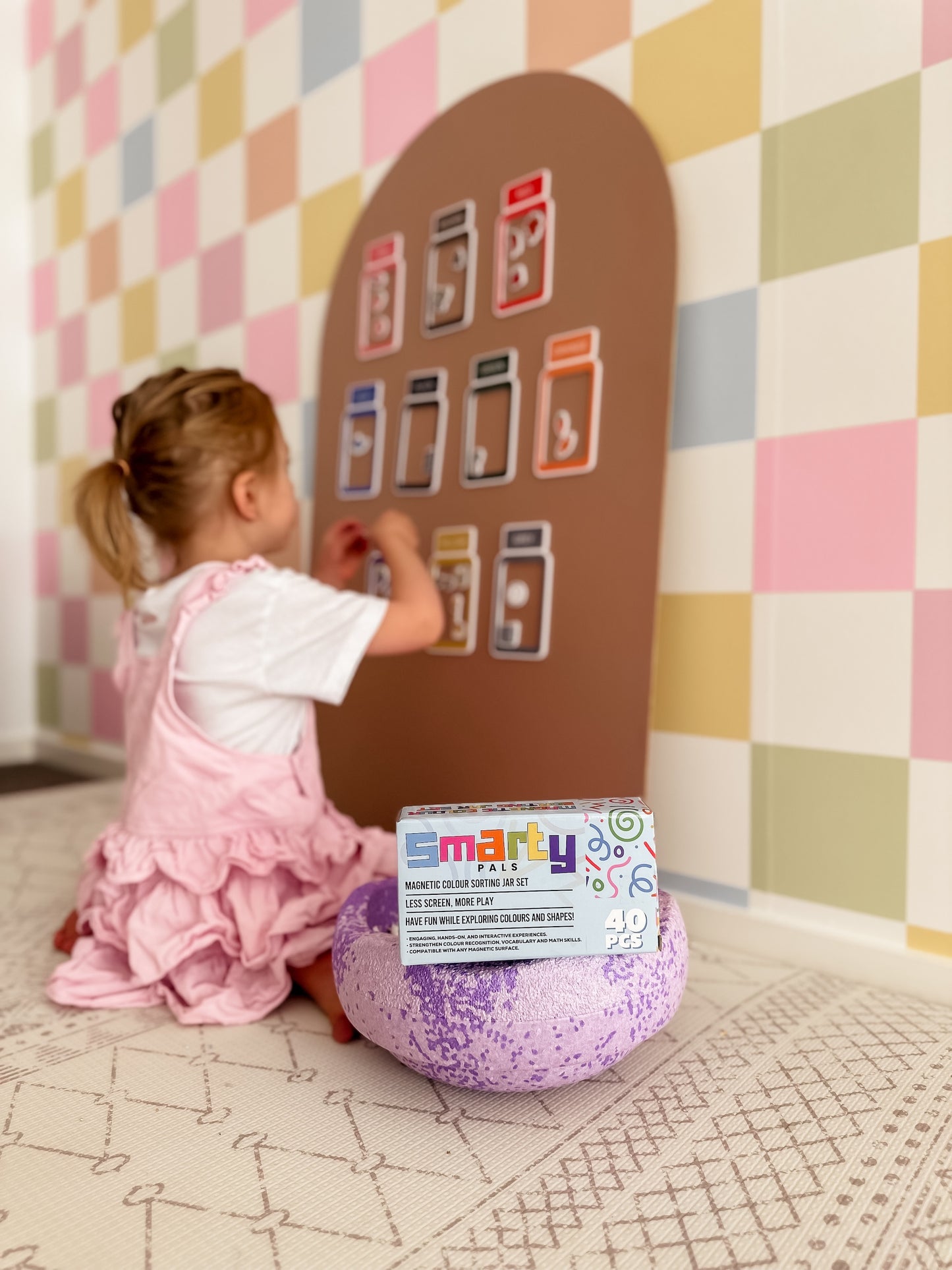 Magnetic Color Sorting Jar