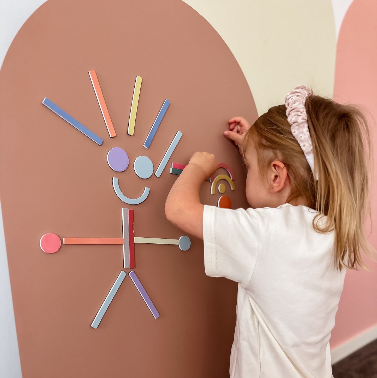Magnetic Shapes