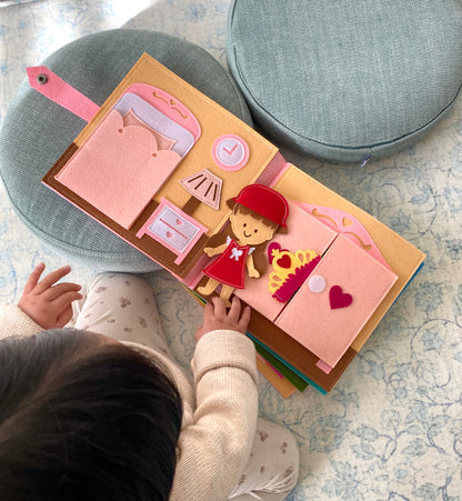 Lola Busy Book