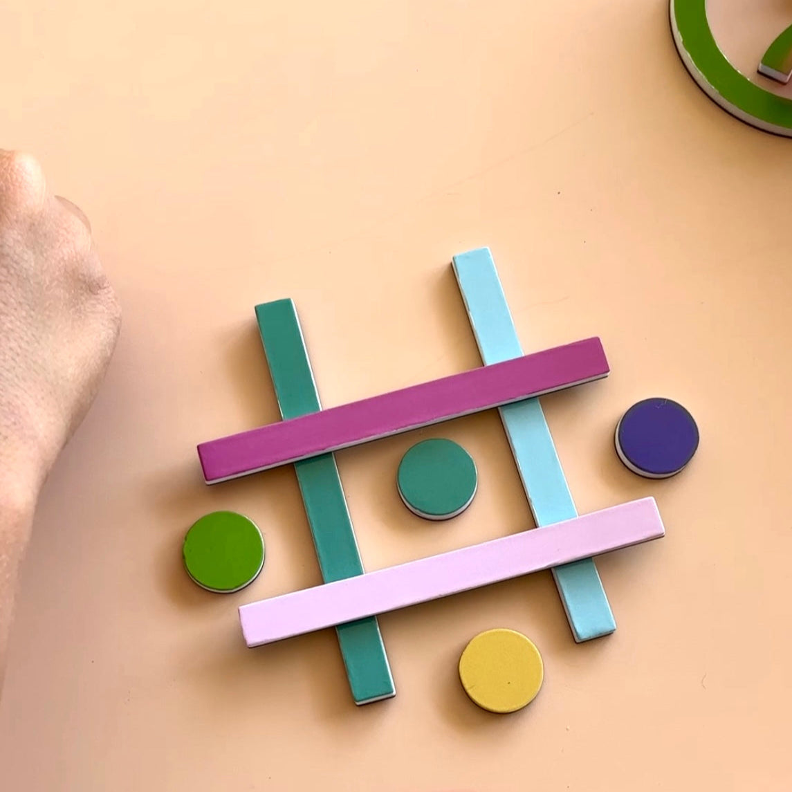 Magnetic Shapes